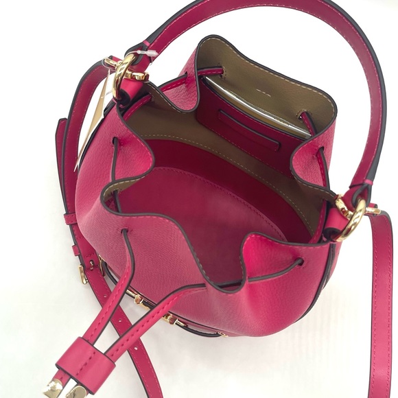 Michael Kors Reed Medium Bucket Messenger Crossbody Bag - Picture 6 of 8